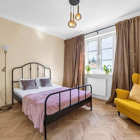 Unique Old Town 2Br Apt Stara 7 Varsó Kültér fotó