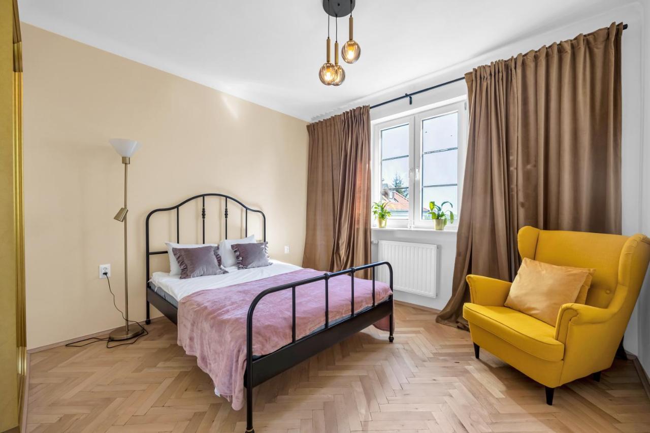 Unique Old Town 2Br Apt Stara 7 Varsó Kültér fotó